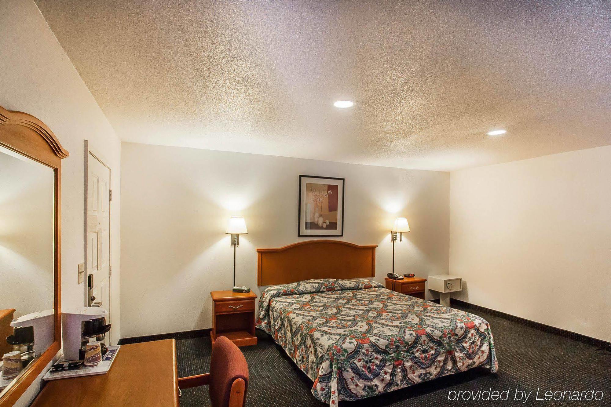 Rodeway Inn אפינגהם מראה חיצוני תמונה