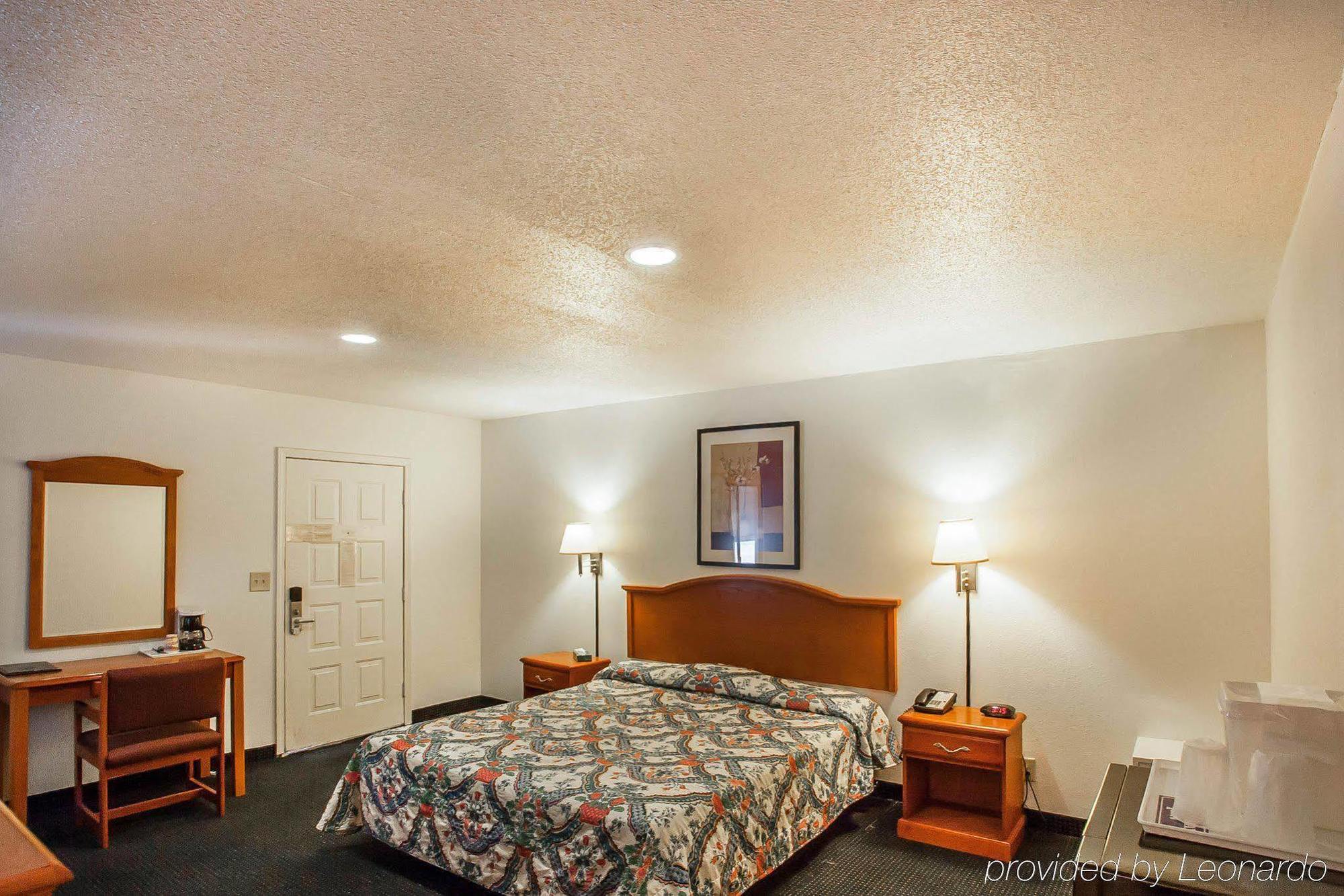 Rodeway Inn אפינגהם מראה חיצוני תמונה